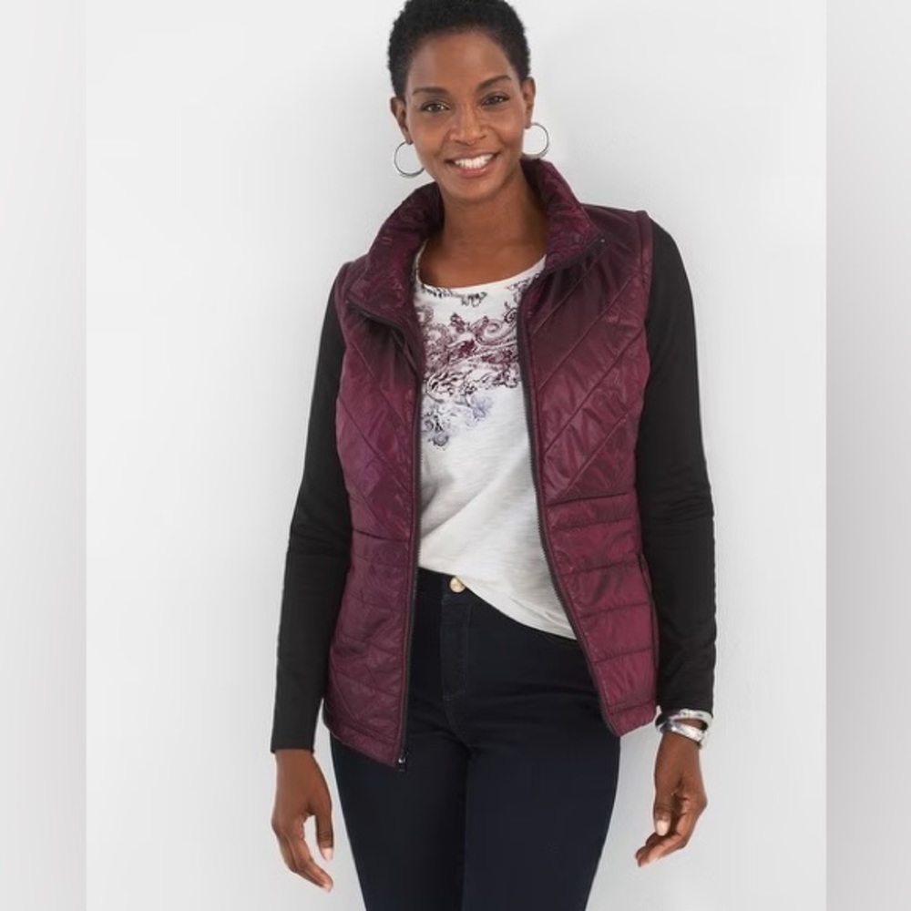 NWT Chico’s Zenergy Convertible Jacket Zip Off Sleeves Merlot and Black Size M